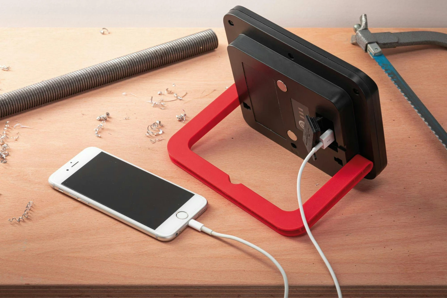 Paulmann Akkuleuchte Akku Worklight IP65 Dimmbar 6500K Schwarz#Rot 94288 8 Paulmann Akkuleuchte Akku Worklight IP65 Dimmbar 6500K Schwarz#Rot 94288 – Bild 6